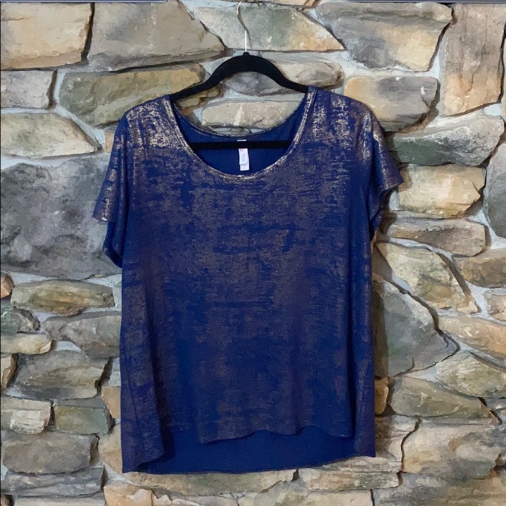 Blue shirt with gold splatter